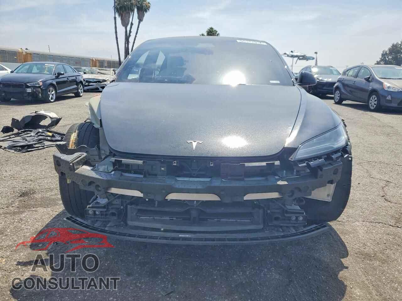 TESLA MODEL 3 2024 - 5YJ3E1EAXRF815813