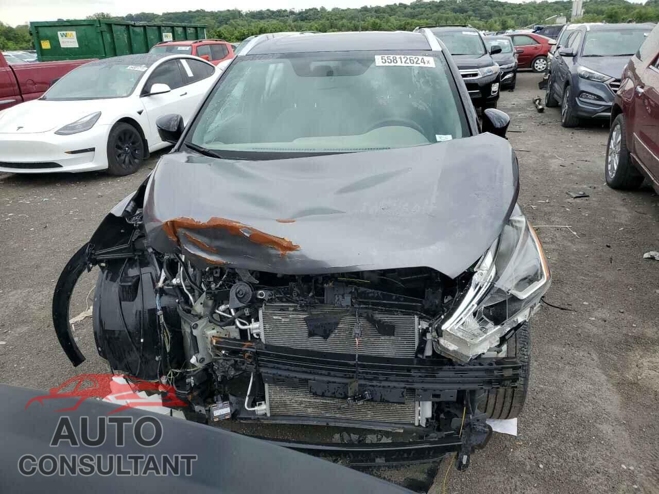 NISSAN KICKS 2019 - 3N1CP5CU3KL561404