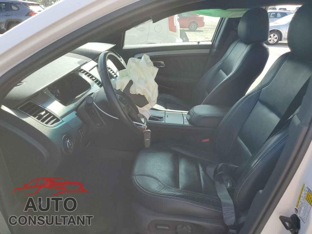 FORD TAURUS 2017 - 1FAHP2E86HG110505