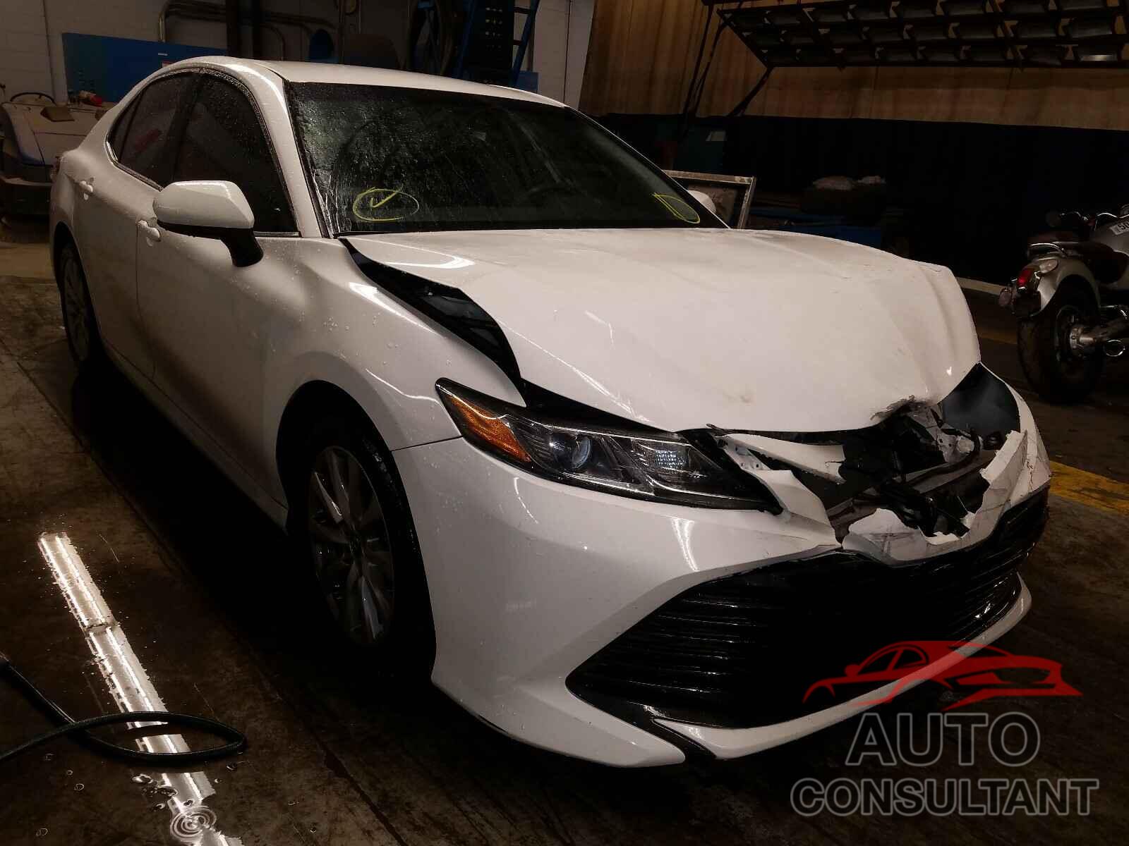 TOYOTA CAMRY 2019 - 4T1B11HK1KU238271