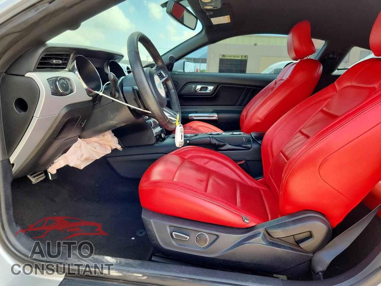 FORD MUSTANG 2015 - 1FA6P8TH8F5376095