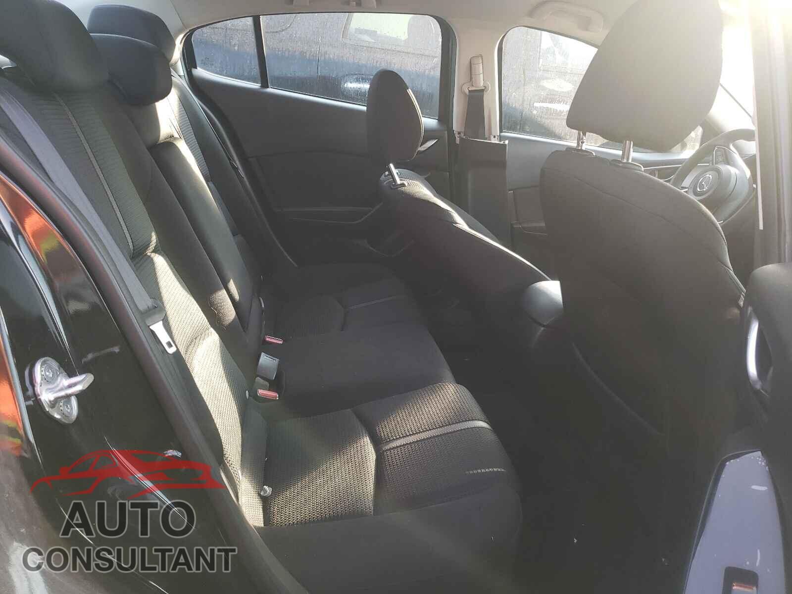MAZDA 3 2017 - 3MZBN1U78HM105091