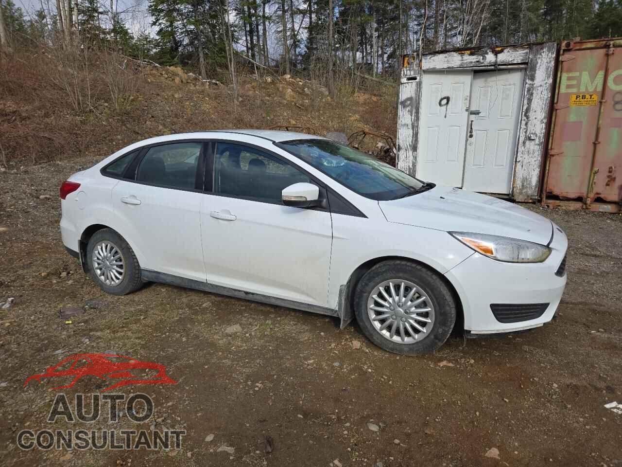 FORD FOCUS 2016 - 1FADP3F21GL231754
