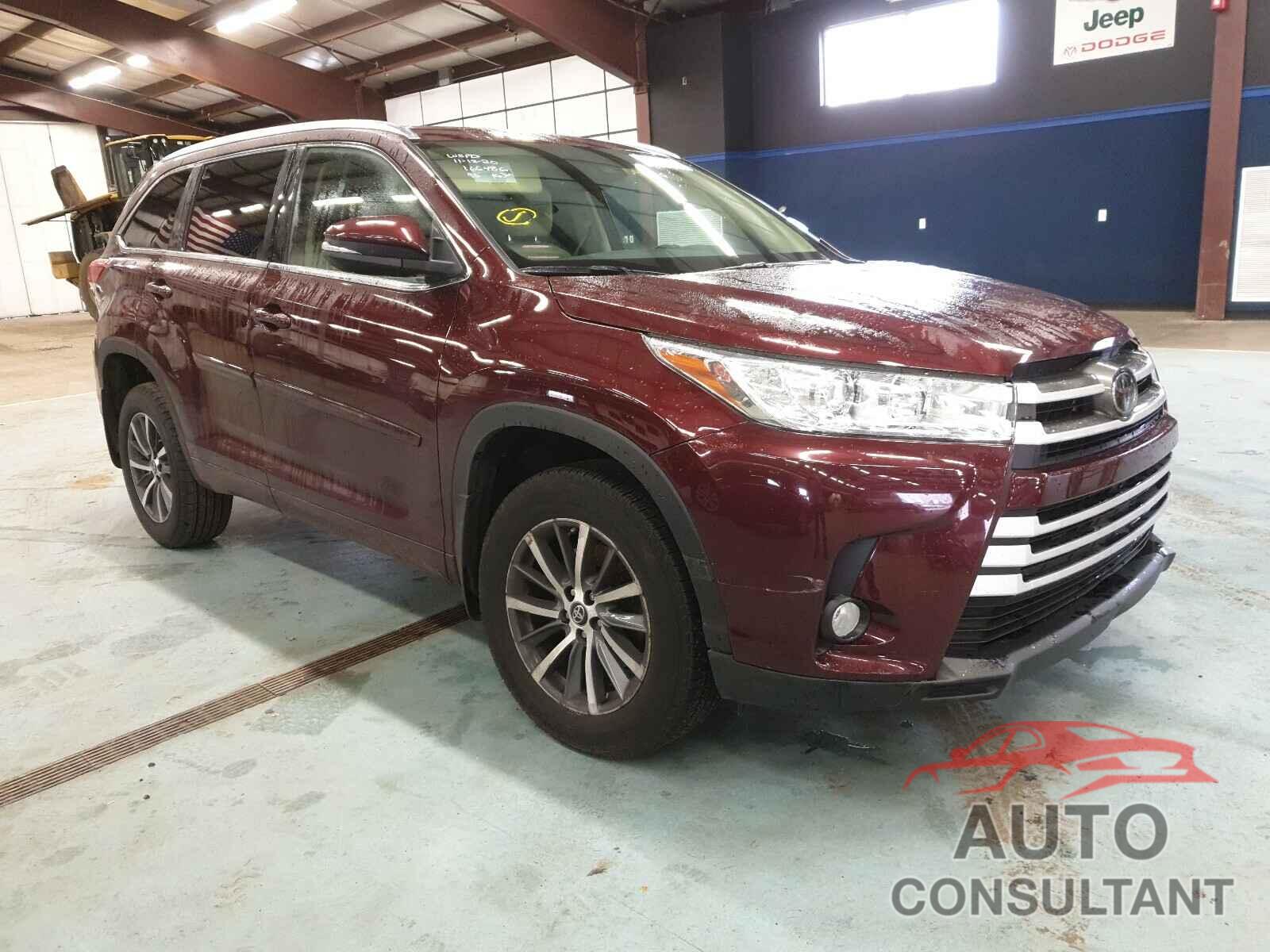 TOYOTA HIGHLANDER 2018 - 5TDJZRFH1JS868129