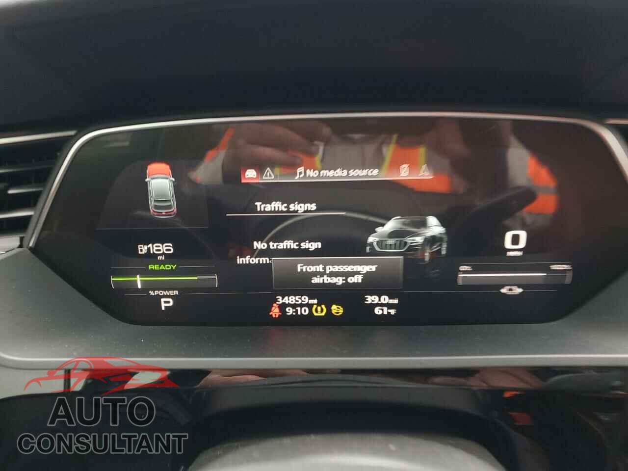 AUDI E-TRON 2022 - WA12AAGE7NB032155