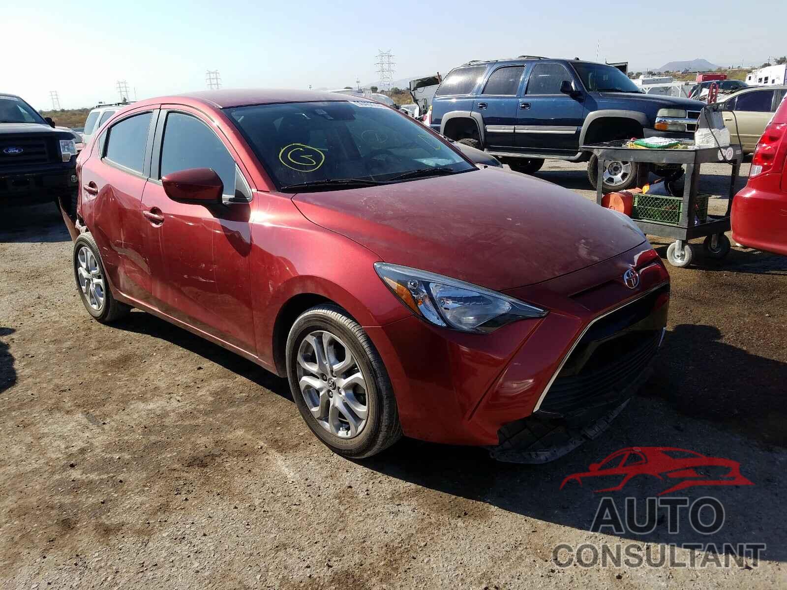 TOYOTA YARIS 2017 - 3MYDLBYV5HY160656