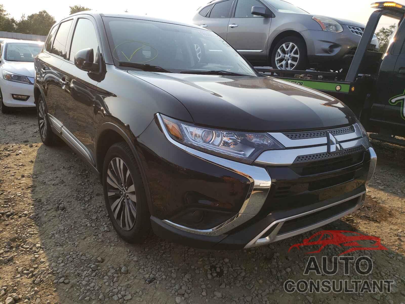 MITSUBISHI OUTLANDER 2019 - JA4AD2A33KZ012908