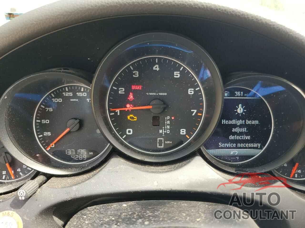 PORSCHE CAYENNE 2018 - WP1AA2A24JKA01041