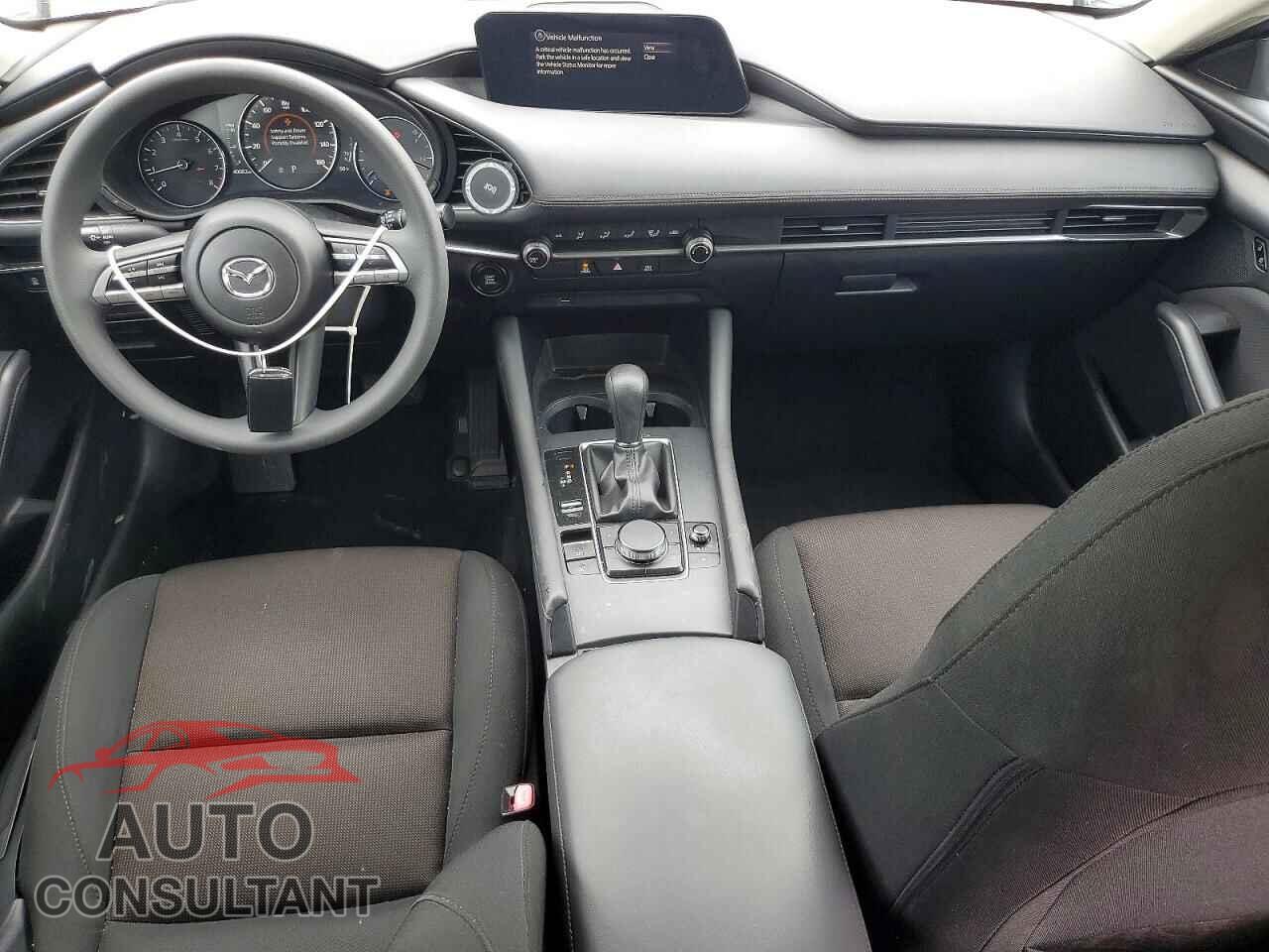 MAZDA 3 2021 - 3MZBPAA76MM202170