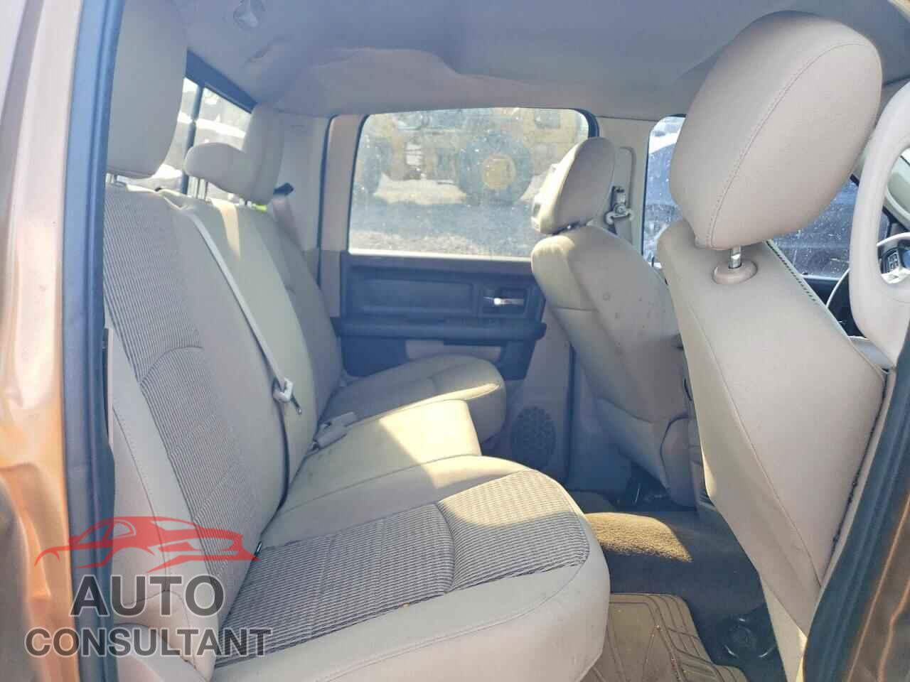 DODGE RAM 1500 2012 - 1C6RD7LT6CS142606