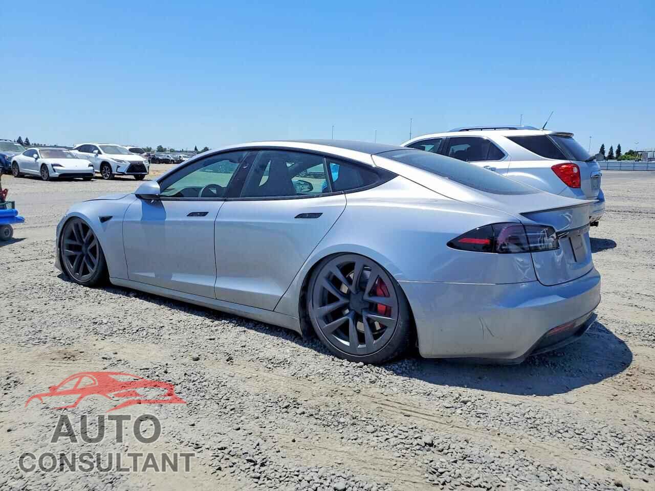 TESLA MODEL S 2025 - 5YJSA1E66SF547948