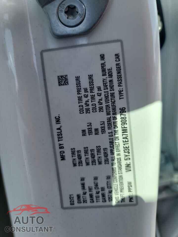 TESLA MODEL 3 2021 - 5YJ3E1EA7MF908796