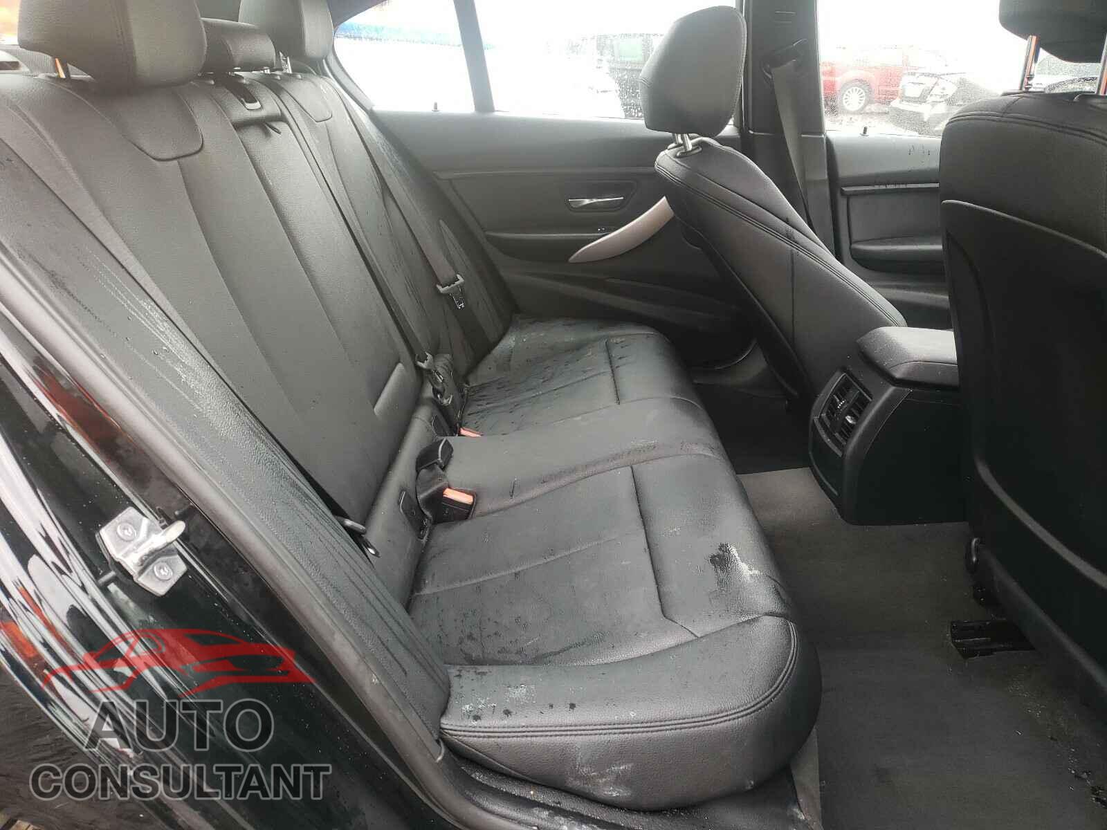 BMW 3 SERIES 2016 - WBA8A3C58GK551698