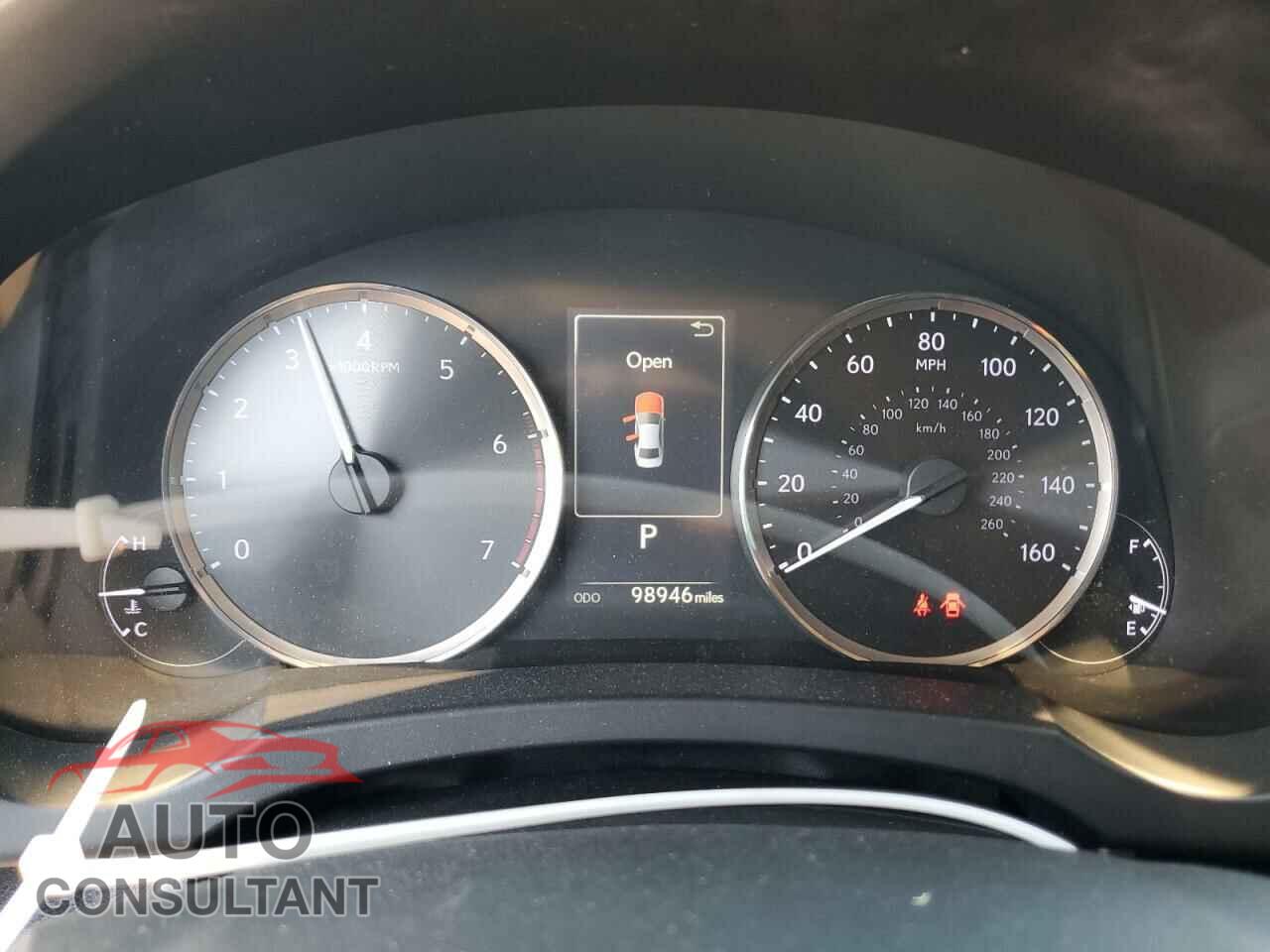 LEXUS IS 2017 - JTHBA1D23H5061377