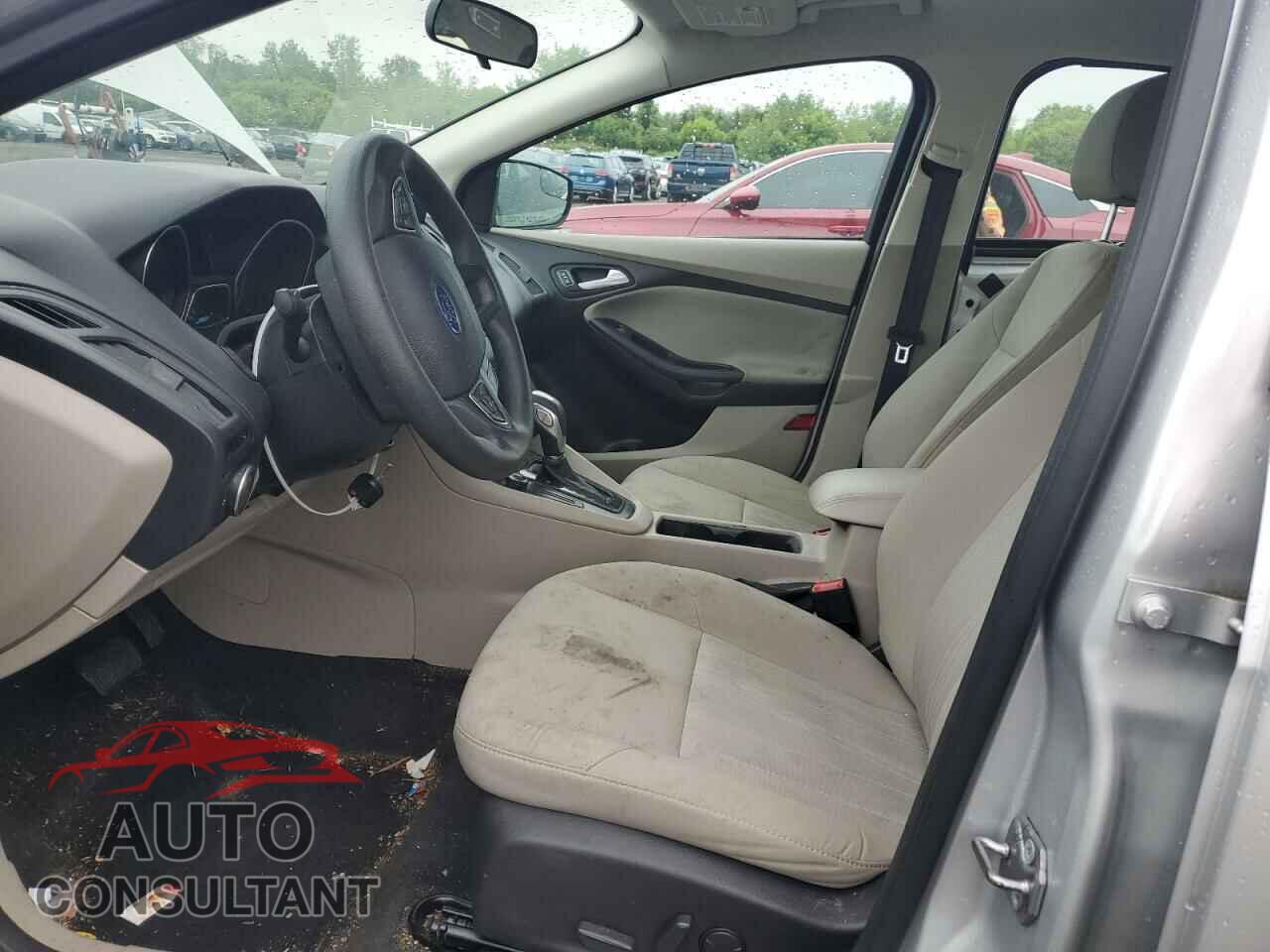FORD FOCUS 2016 - 1FADP3F28GL240399