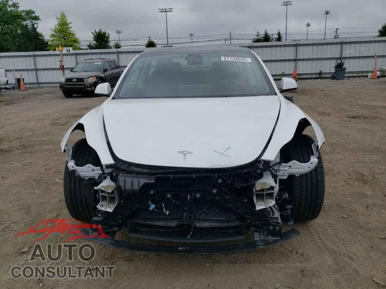 TESLA MODEL 3 2023 - 5YJ3E1EA5PF586003