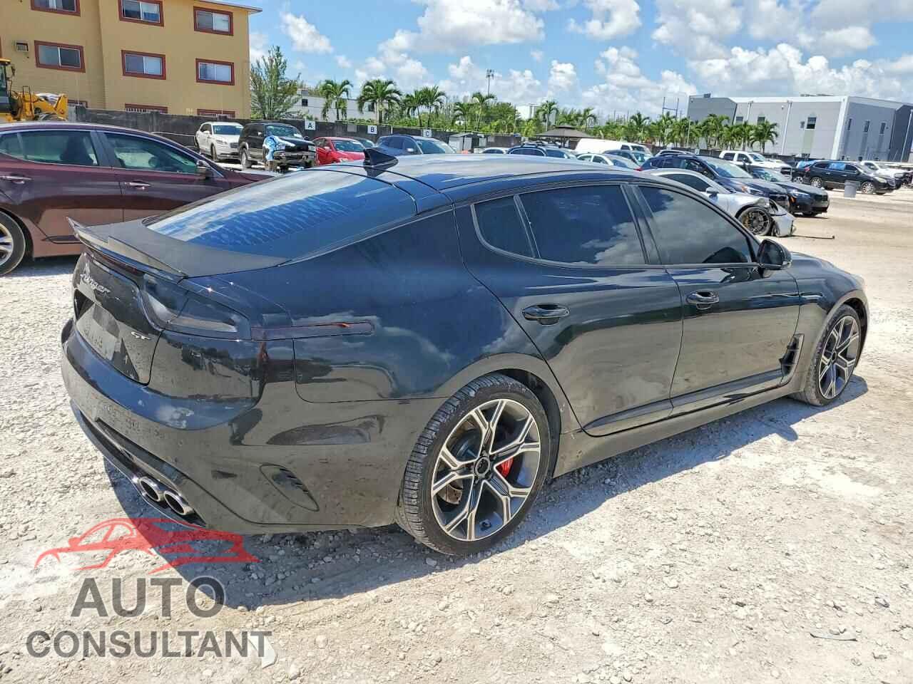 KIA STINGER 2019 - KNAE35LC0K6068344