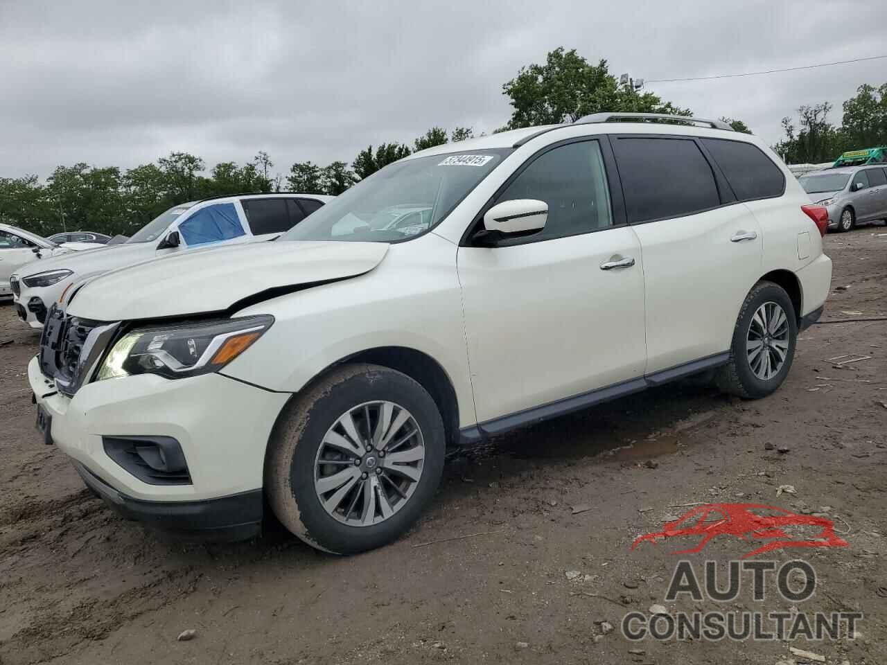 NISSAN PATHFINDER 2018 - 5N1DR2MM9JC606201