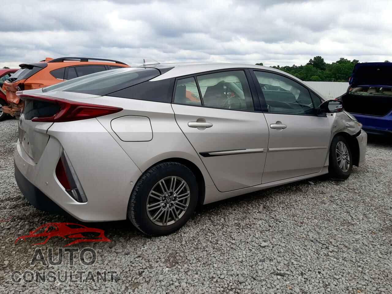 TOYOTA PRIUS 2018 - JTDKARFP1J3073439
