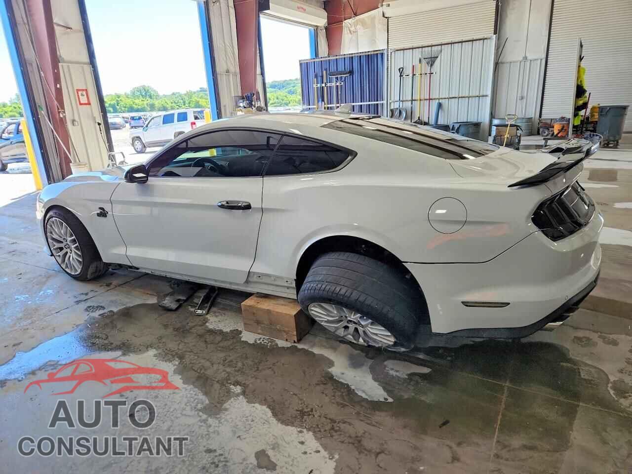 FORD MUSTANG 2021 - 1FA6P8CF9M5151423