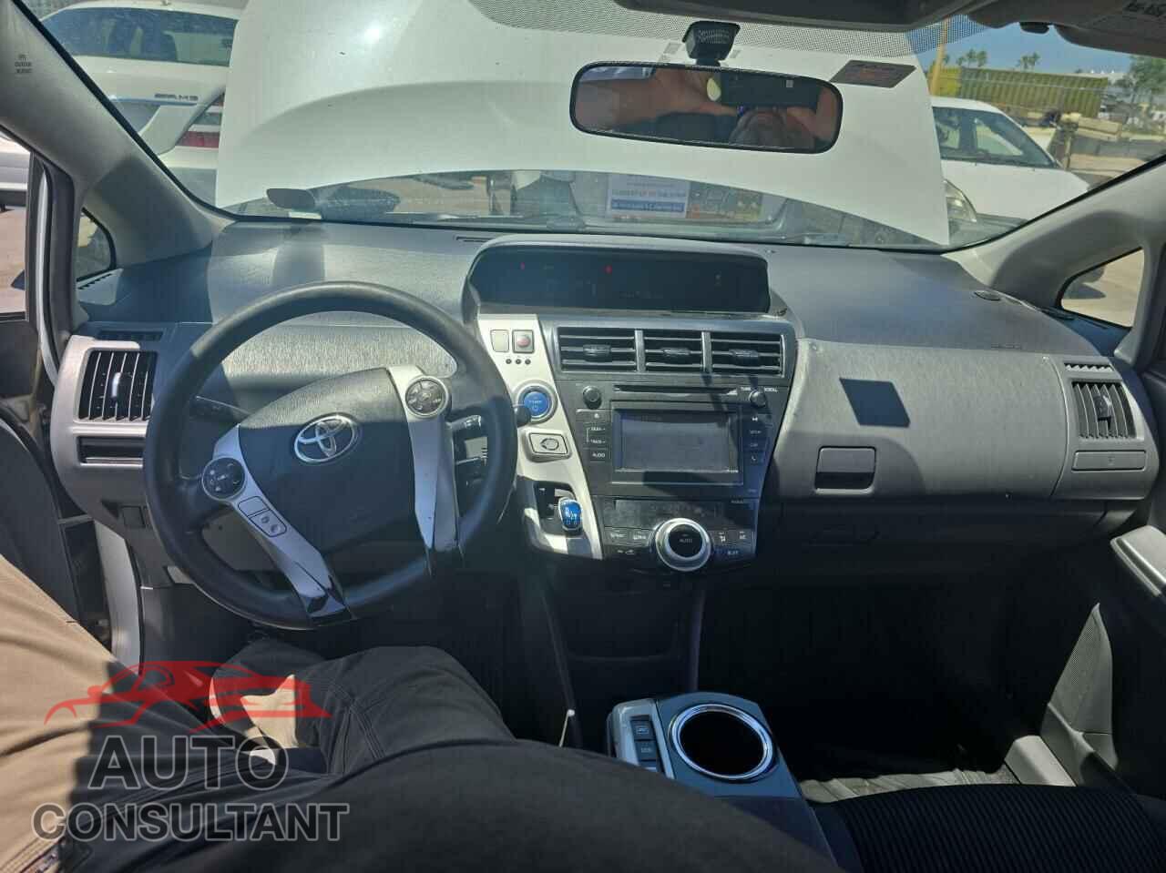 TOYOTA PRIUS 2014 - JTDZN3EUXE3363238