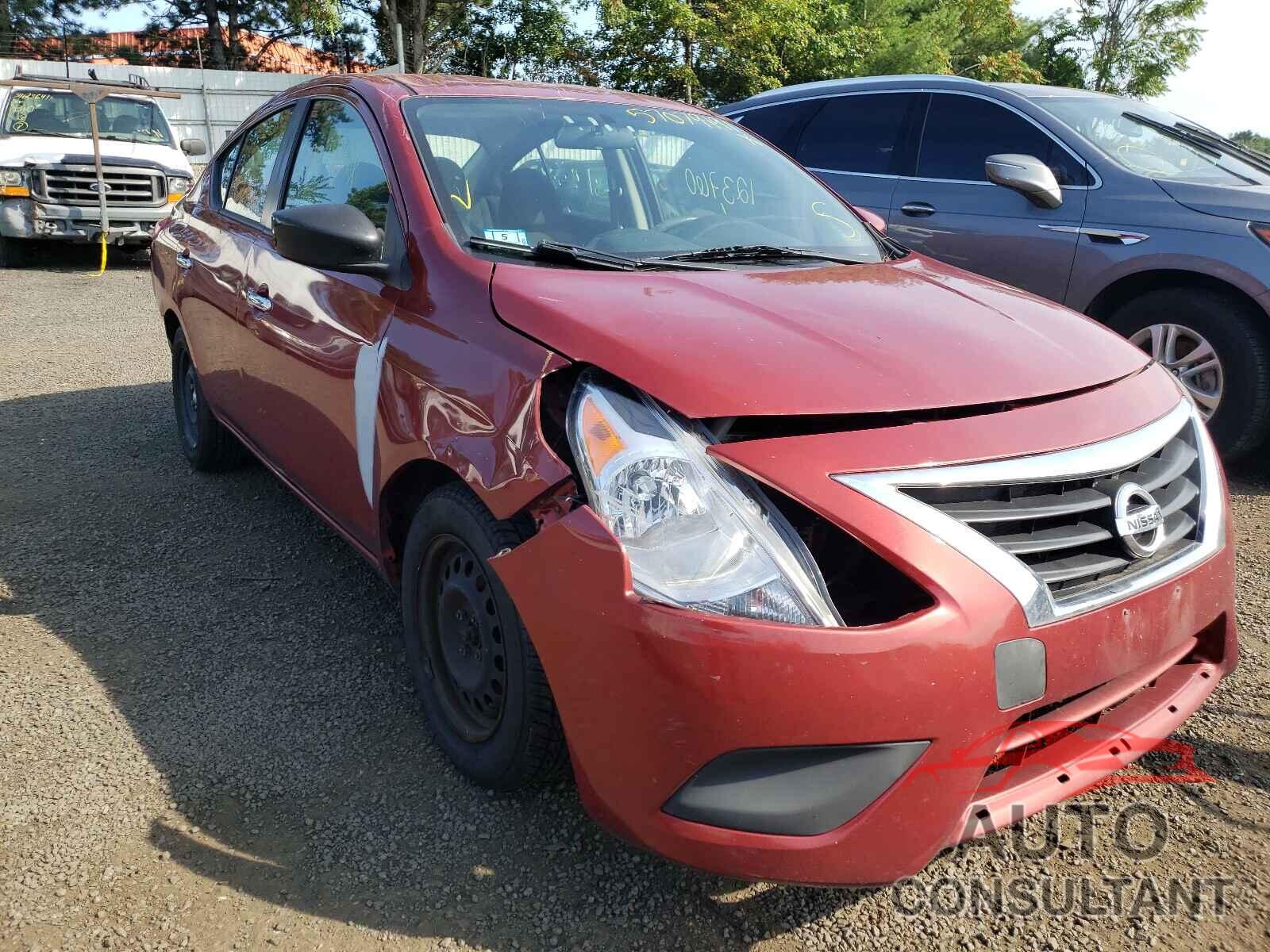 NISSAN VERSA 2017 - 3N1CN7AP8HK407817