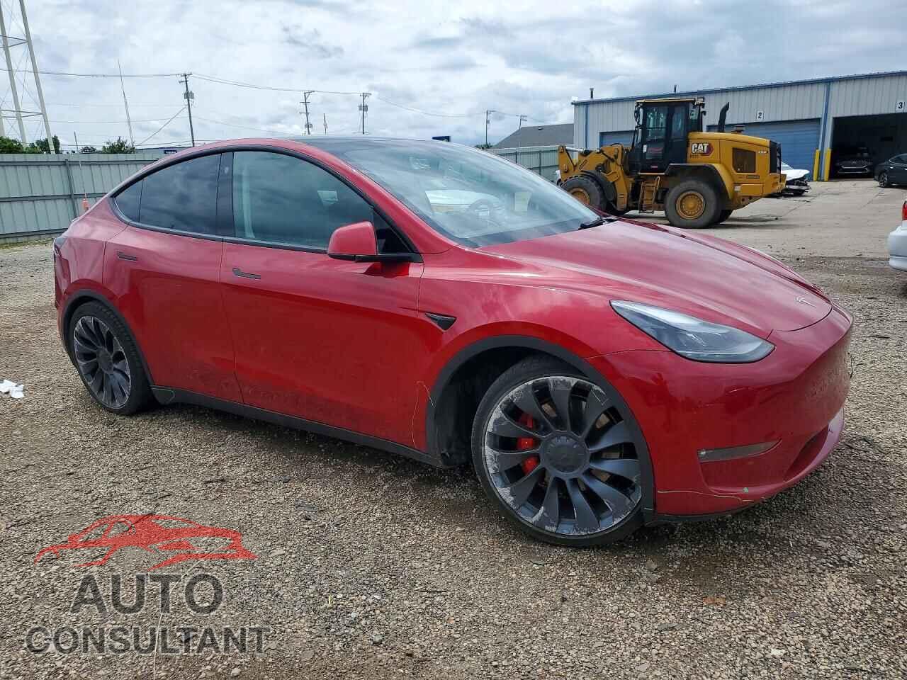 TESLA MODEL Y 2021 - 5YJYGDEF9MF124584