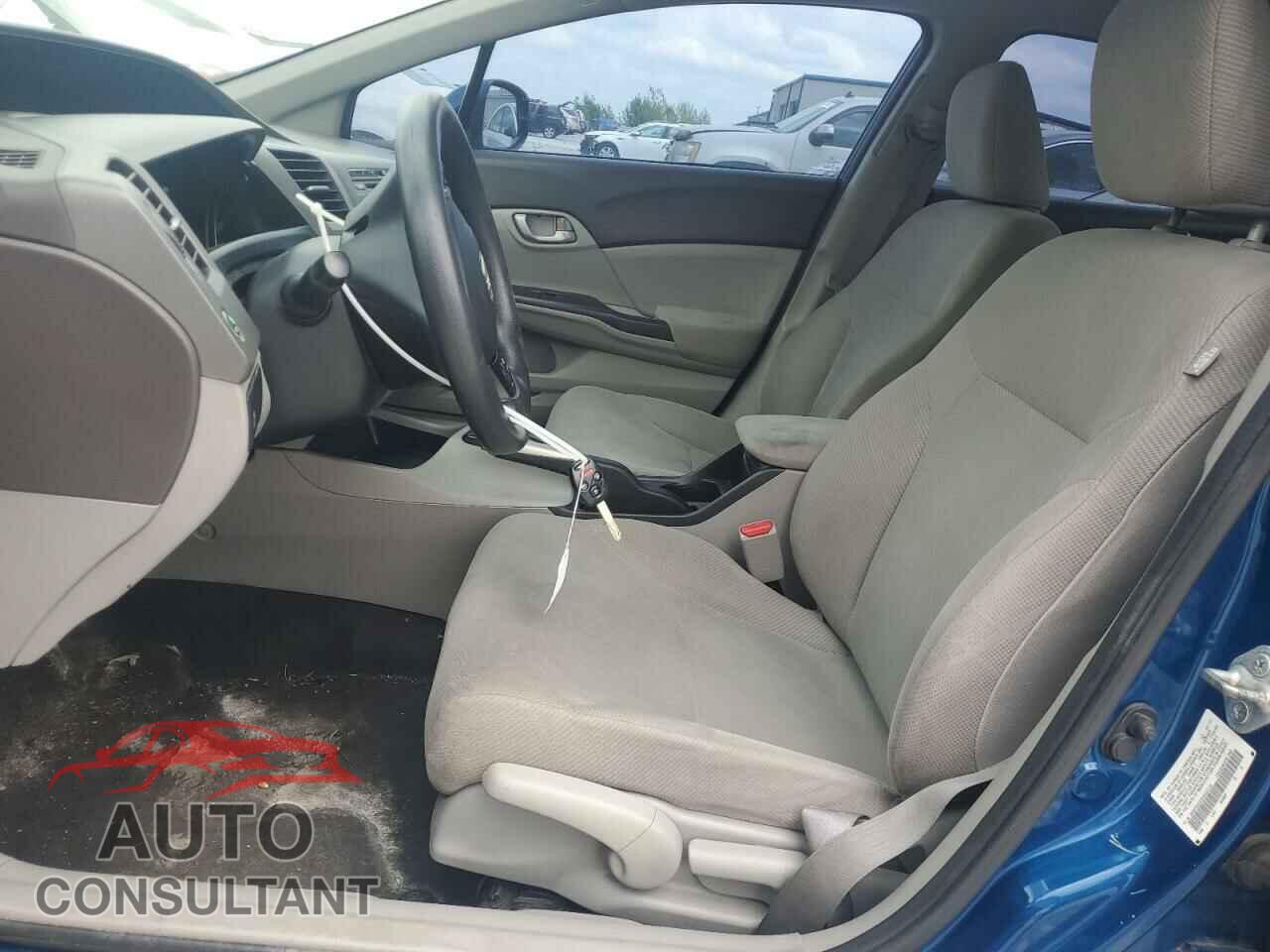 HONDA CIVIC 2012 - 2HGFB2F54CH551116