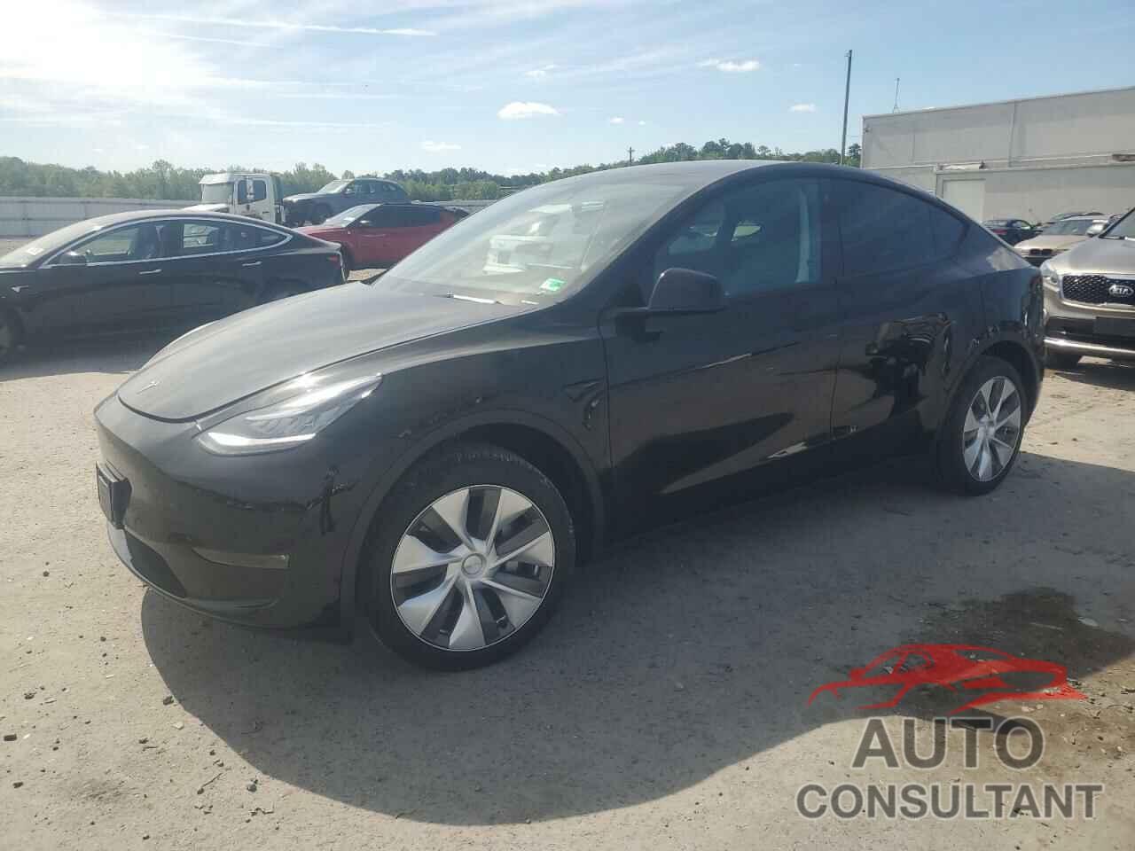 TESLA MODEL Y 2023 - 7SAYGDEE2PA113387
