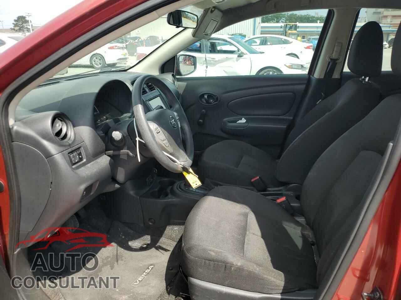 NISSAN VERSA 2019 - 3N1CN7AP3KL822920