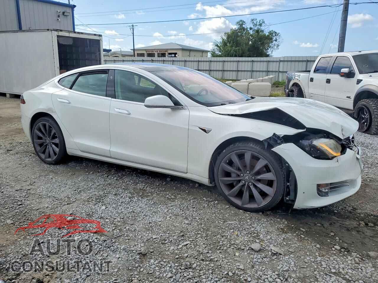 TESLA MODEL S 2017 - 5YJSA1E29HF184535