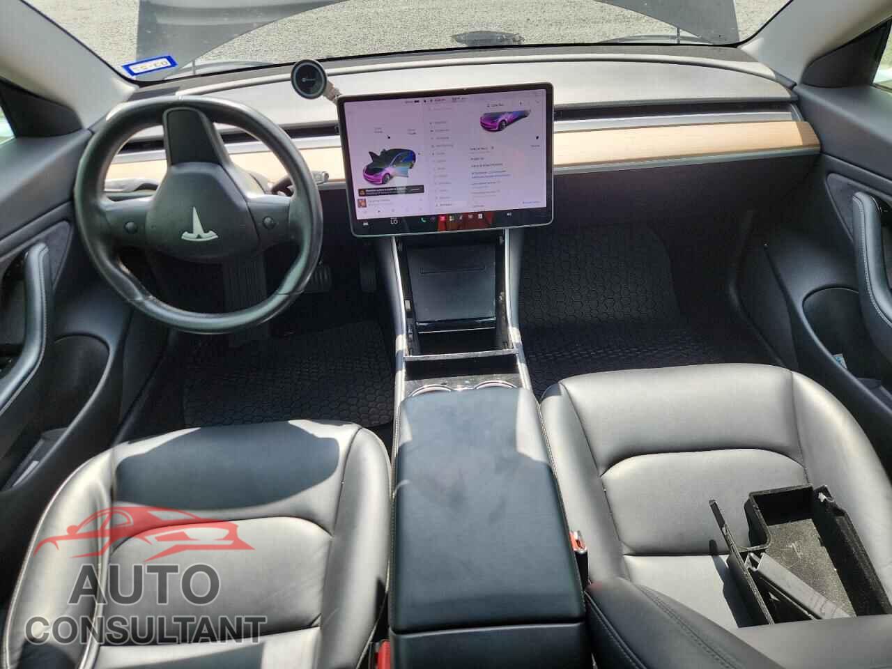 TESLA MODEL 3 2018 - 5YJ3E1EA0JF163496