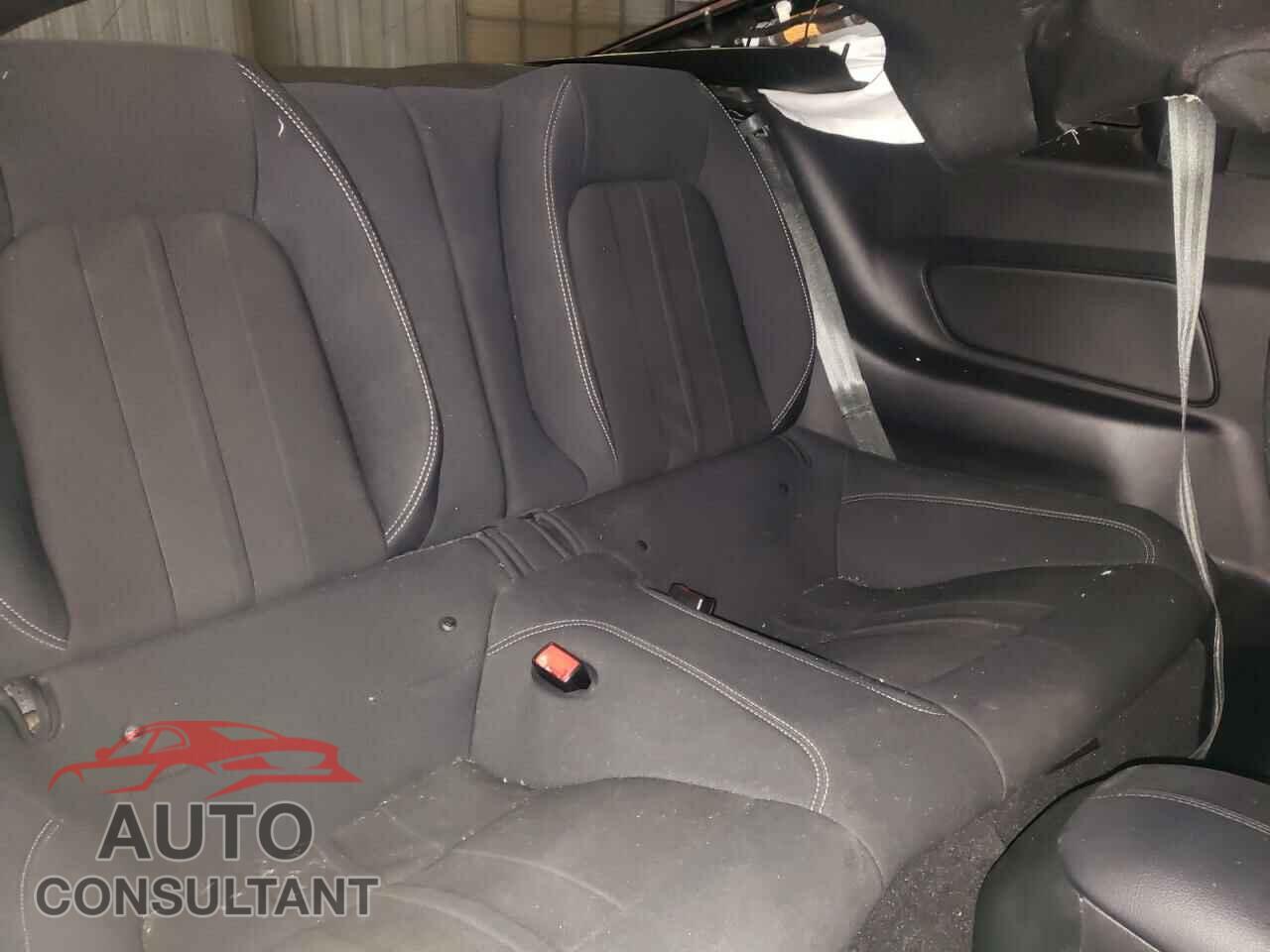 FORD MUSTANG 2020 - 1FA6P8TH1L5105763