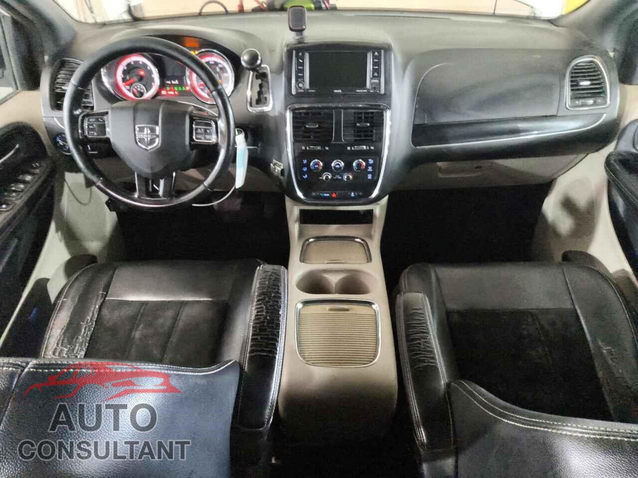 DODGE CARAVAN 2018 - 2C4RDGCG2JR302913