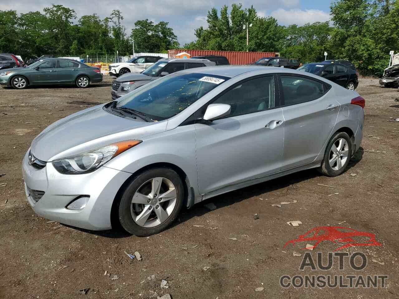 HYUNDAI ELANTRA 2013 - 5NPDH4AE4DH388449