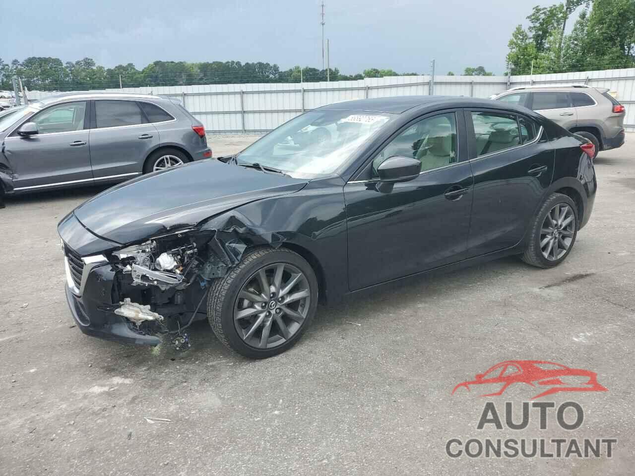 MAZDA 3 2018 - 3MZBN1W35JM160811