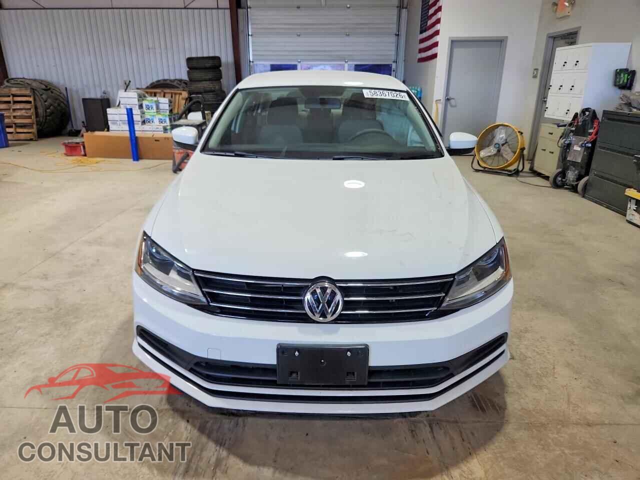 VOLKSWAGEN JETTA 2017 - 3VW2B7AJ4HM300858
