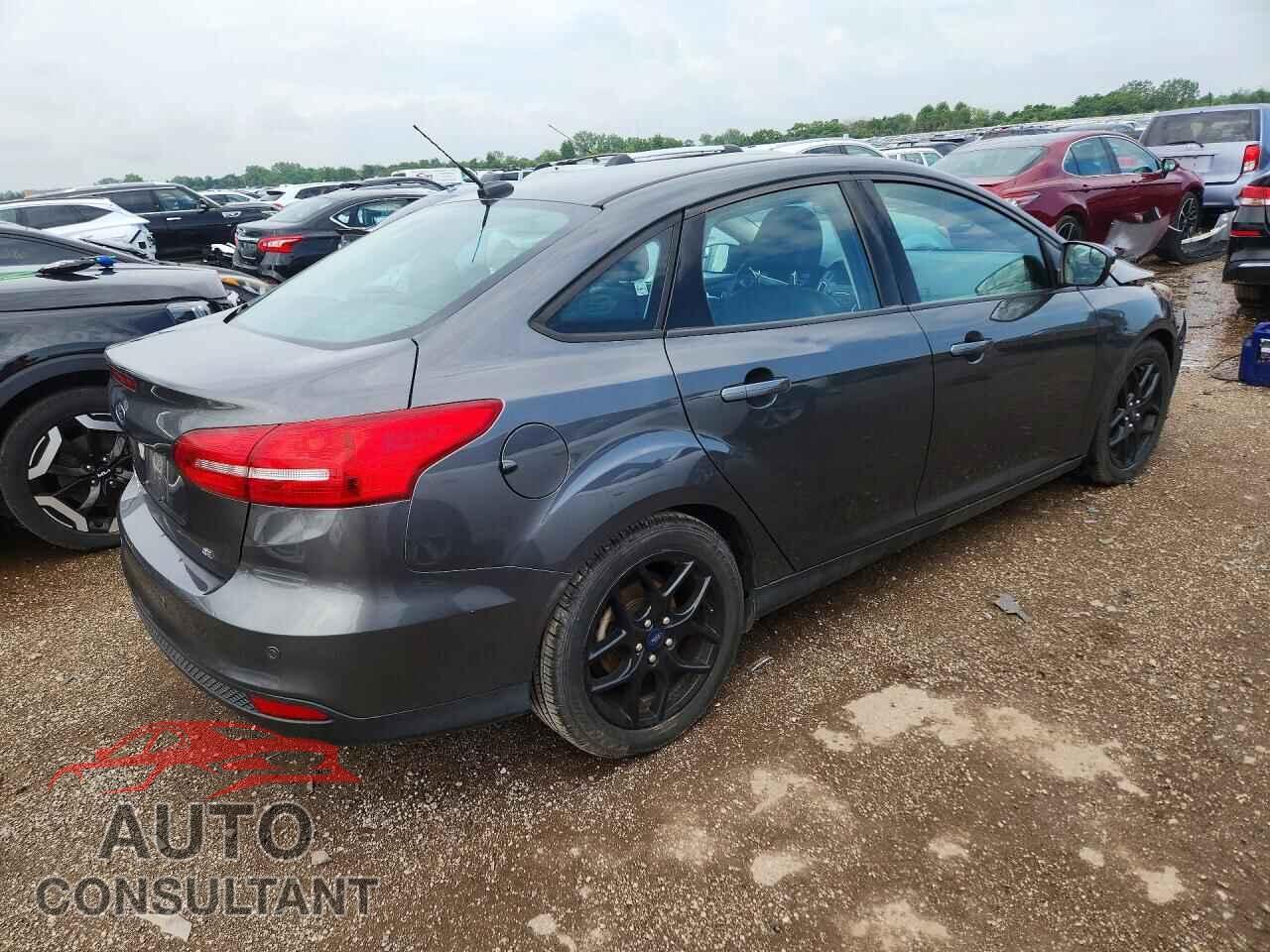 FORD FOCUS 2016 - 1FADP3F24GL286022