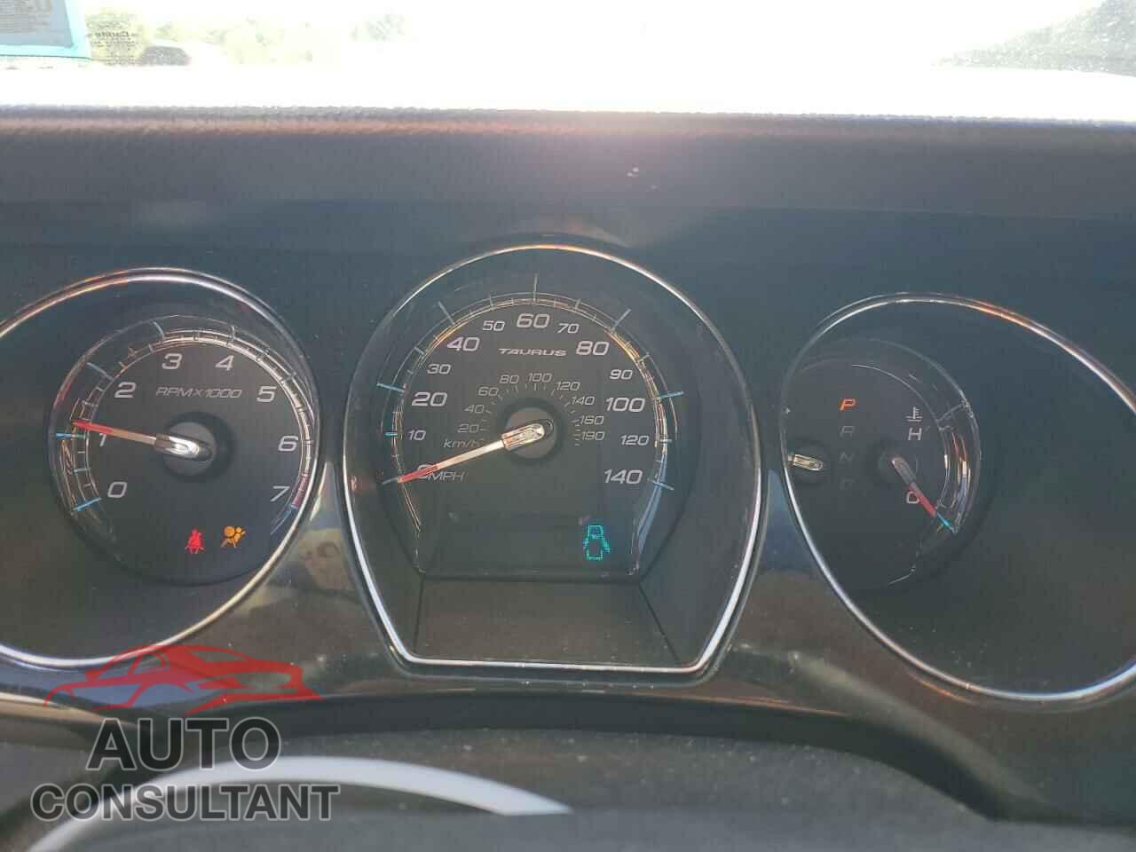 FORD TAURUS 2011 - 1FAHP2FW3BG146981