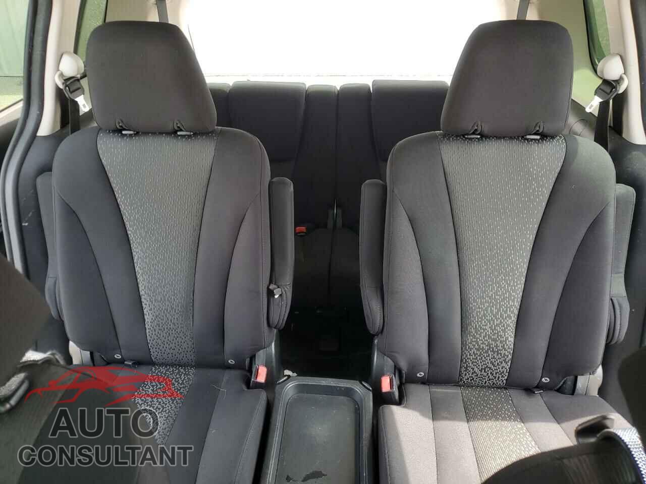 MAZDA 5 2012 - JM1CW2CL2C0137071