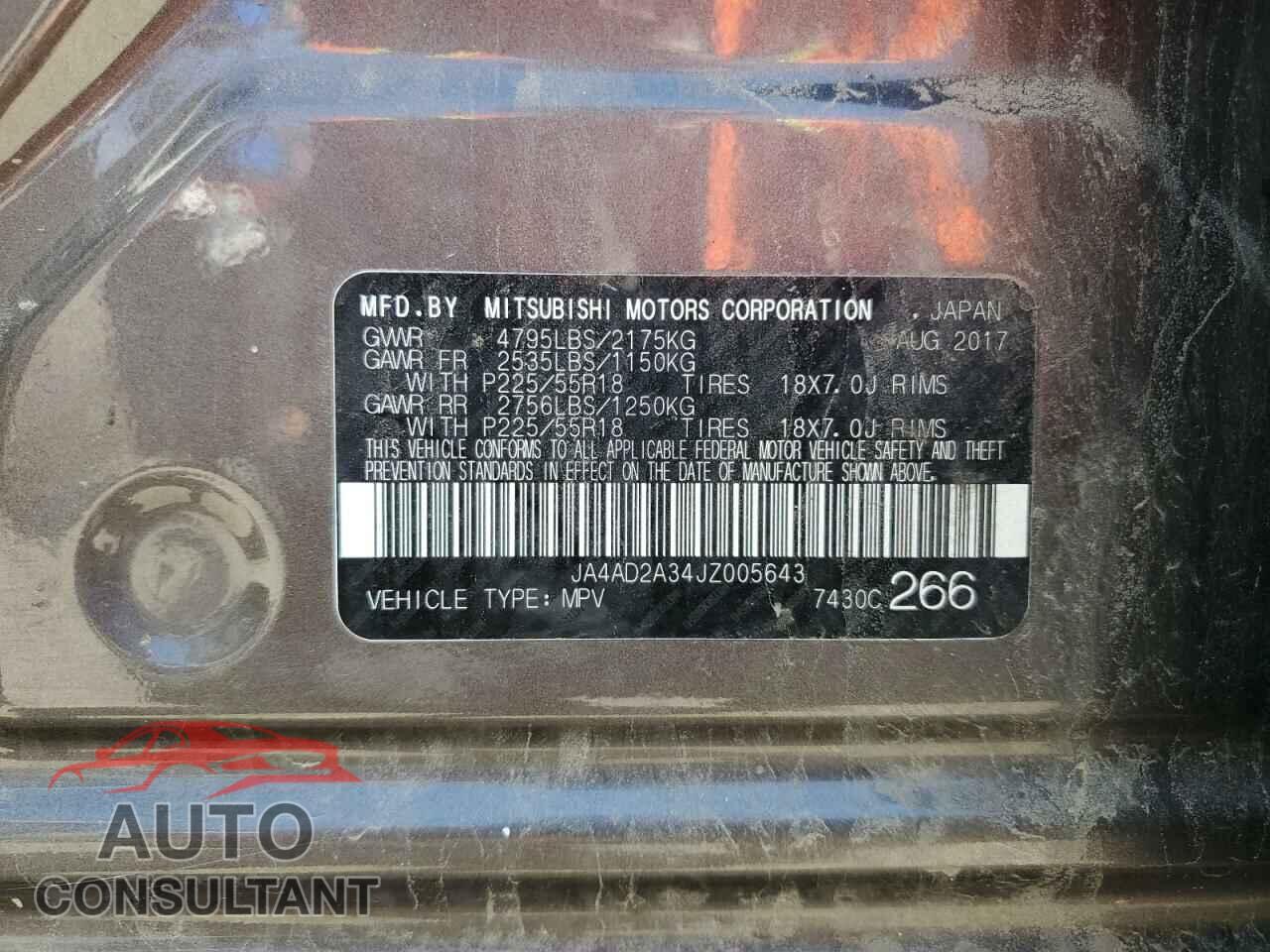 MITSUBISHI OUTLANDER 2018 - JA4AD2A34JZ005643