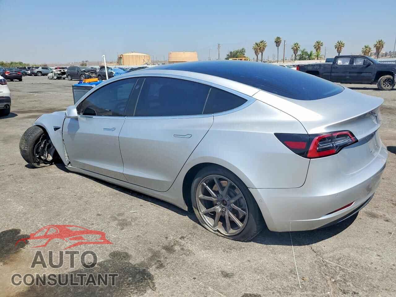 TESLA MODEL 3 2018 - 5YJ3E1EA2JF044087