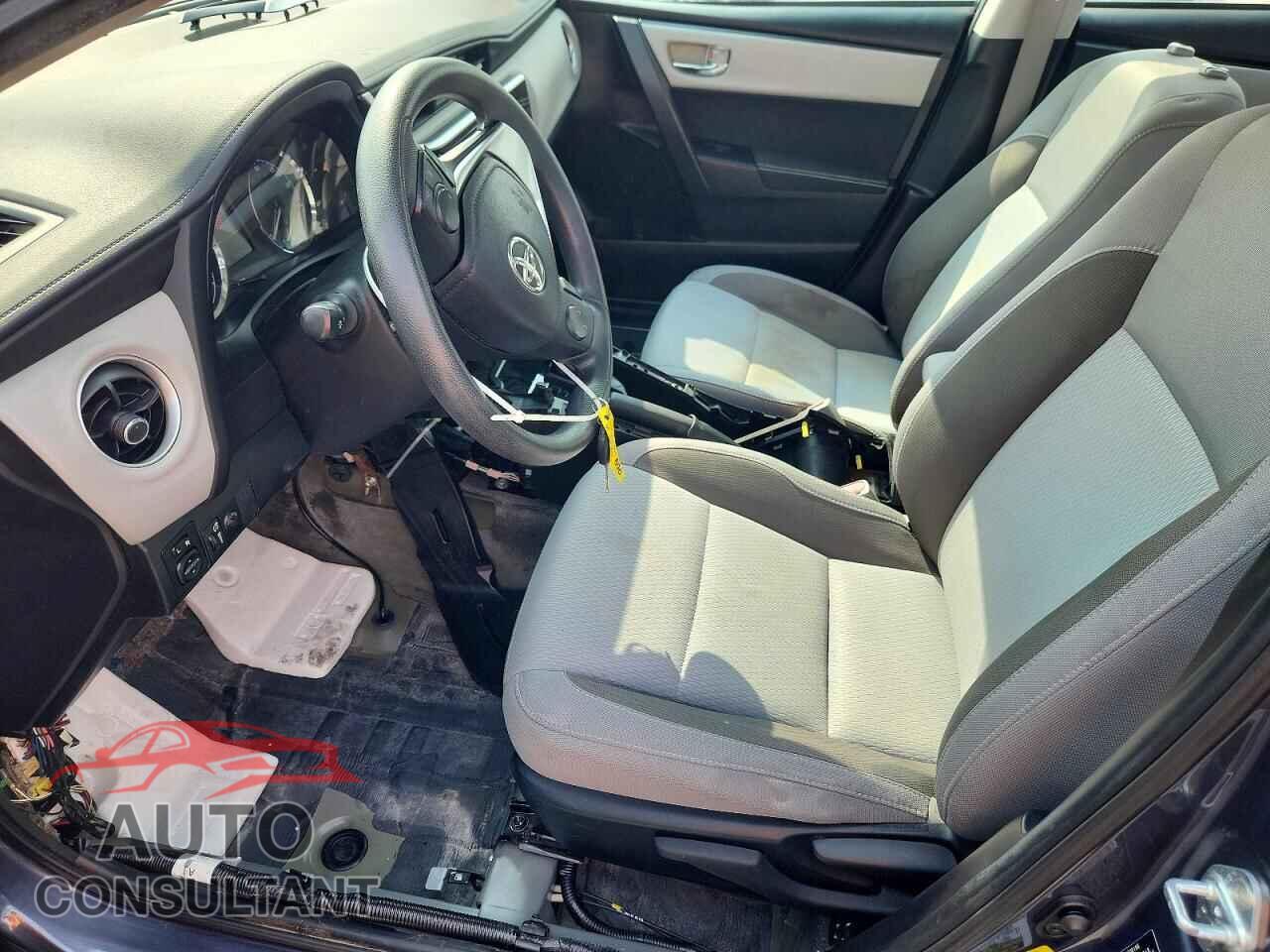 TOYOTA COROLLA 2017 - 5YFBURHE9HP606173