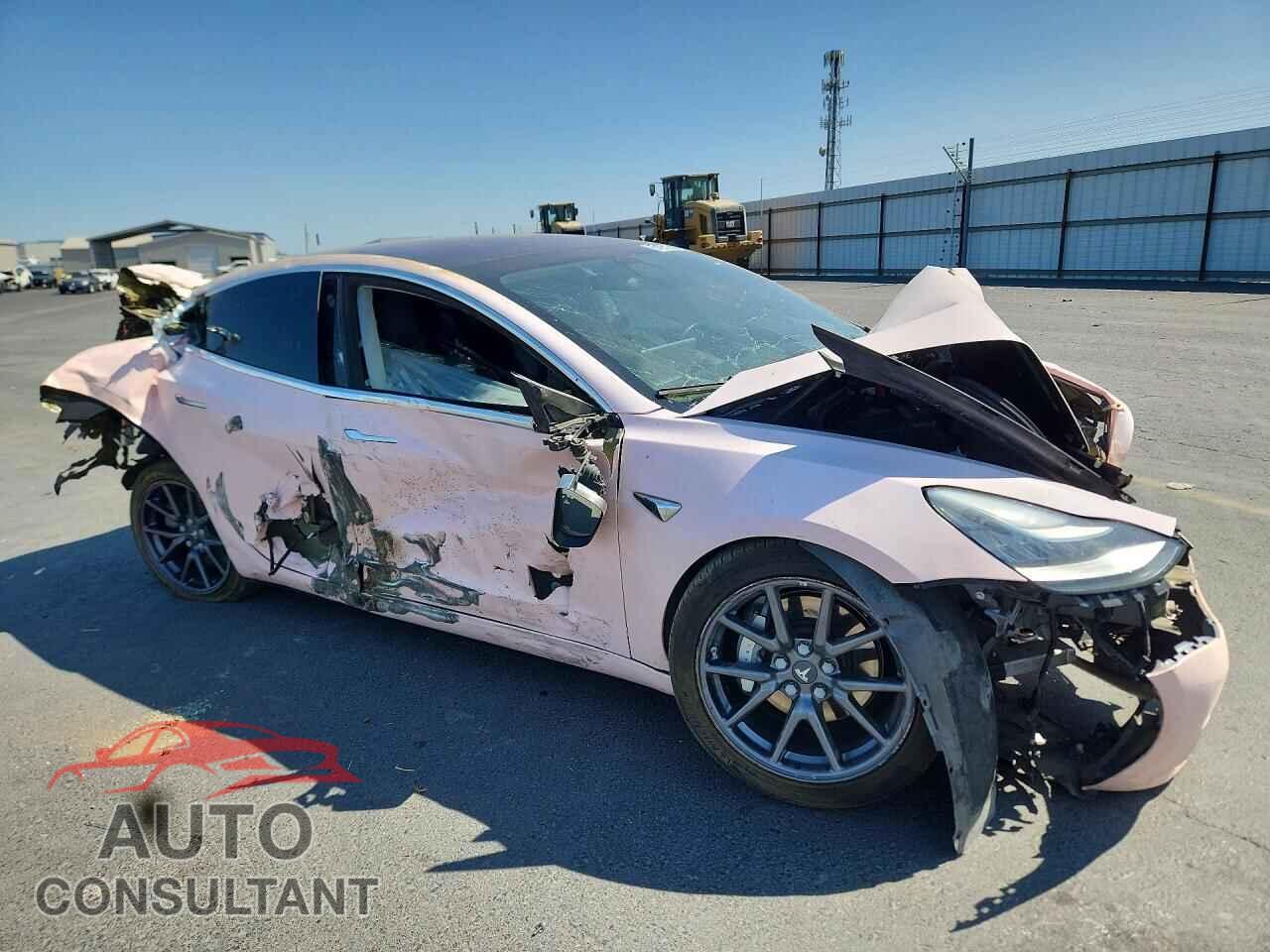 TESLA MODEL 3 2018 - 5YJ3E1EAXJF158631