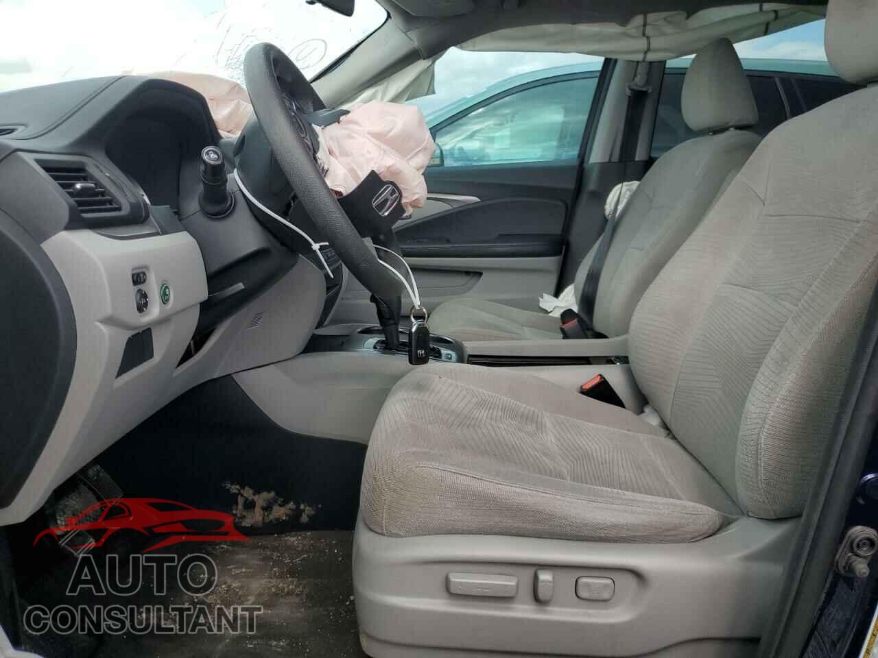 HONDA PILOT 2016 - 5FNYF6H31GB014116