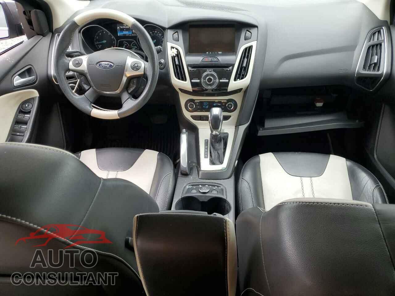 FORD FOCUS 2012 - 1FAHP3N2XCL140088