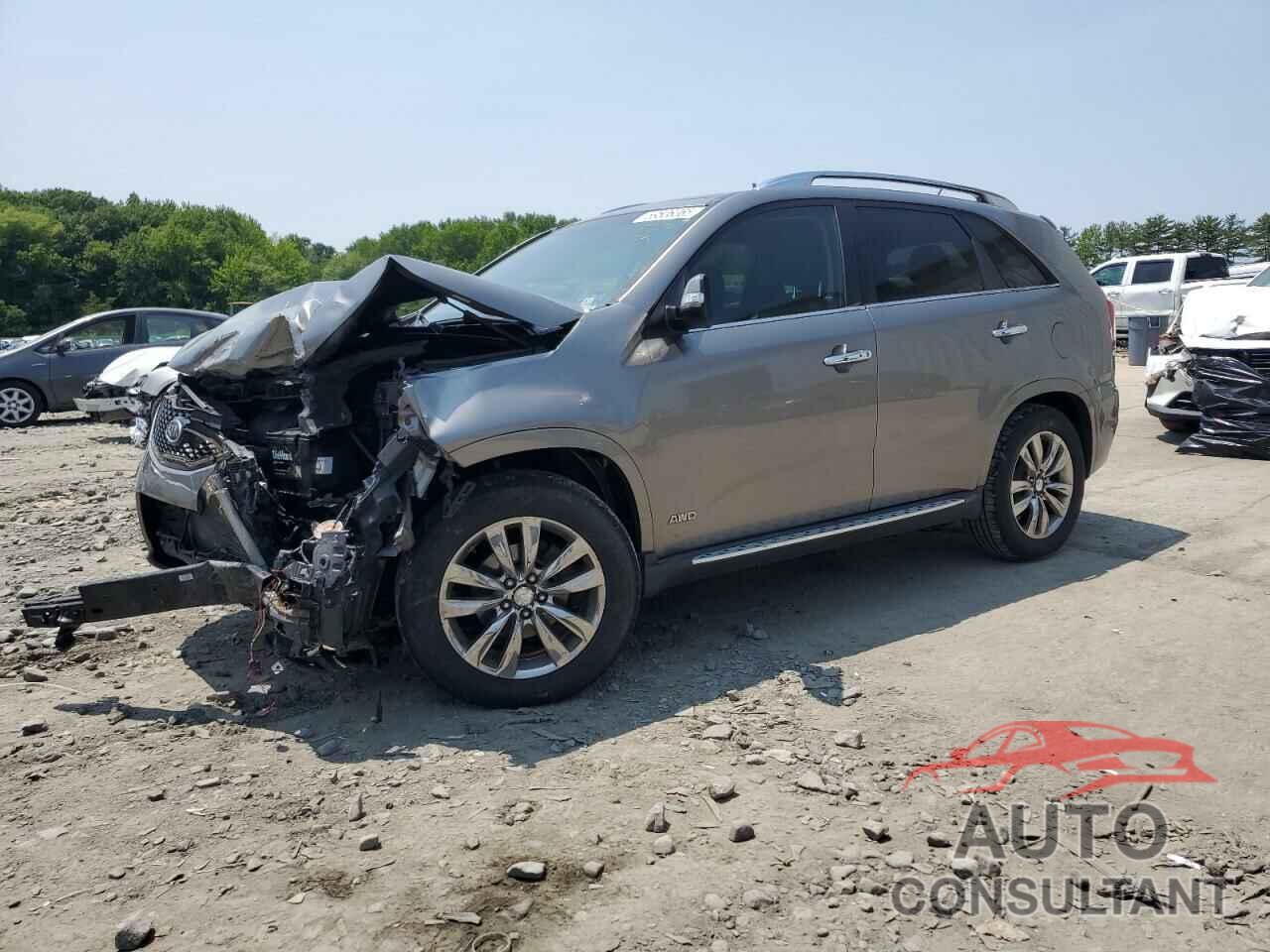 KIA SORENTO 2013 - 5XYKWDA24DG357194