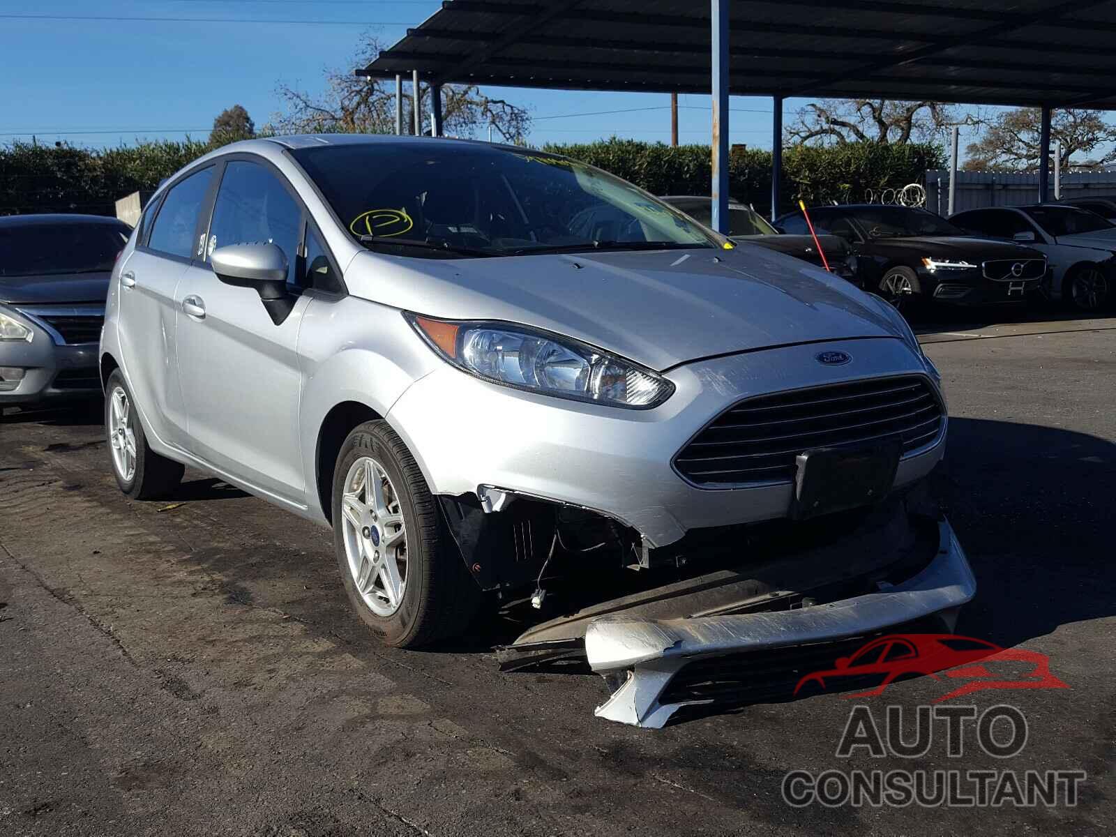FORD FIESTA 2018 - 3FADP4EJ1JM107018