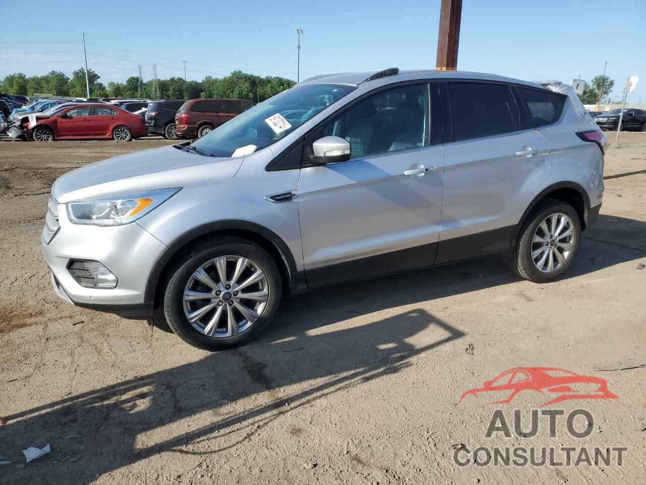 FORD ESCAPE 2017 - 1FMCU0JD8HUD39558