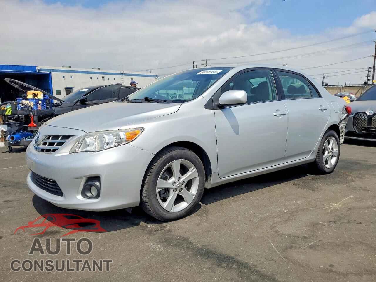 TOYOTA COROLLA 2013 - 2T1BU4EE7DC933043